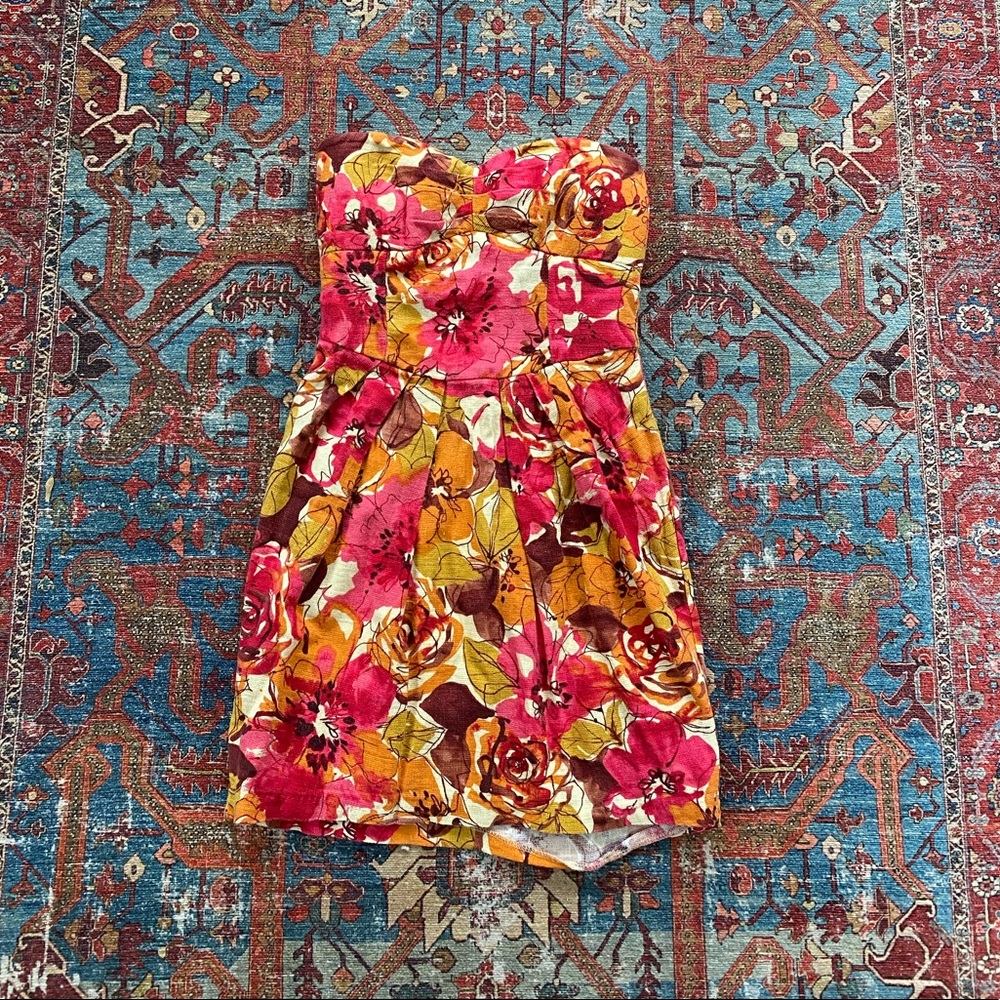 Vintage floral strapless dress